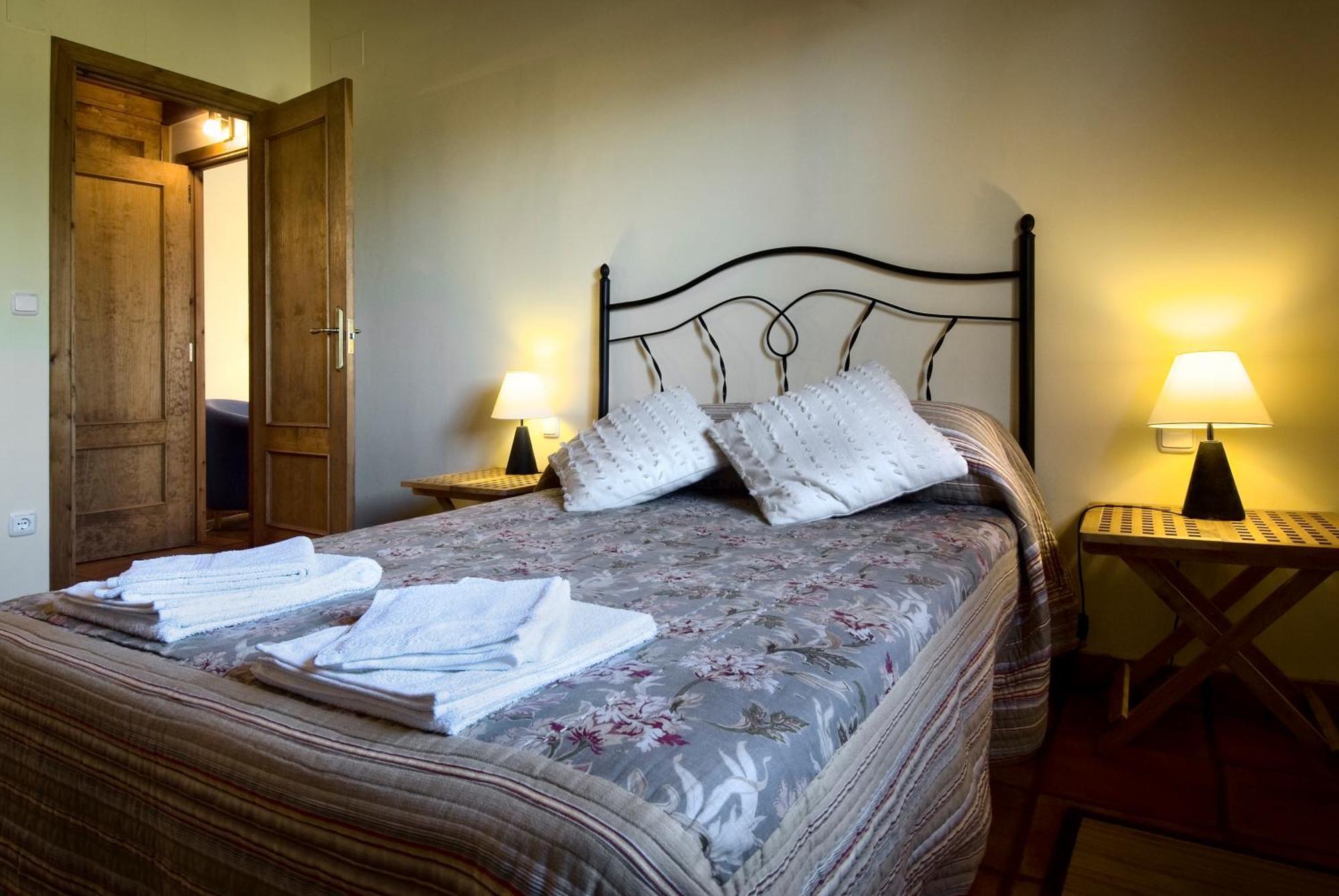 Casa Sarasa Guest House Berdun Екстериор снимка